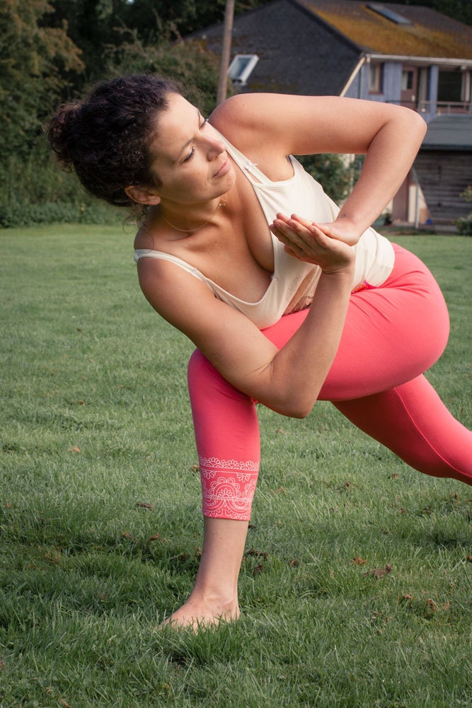Pushpa - 3/4 Leggings - Coral