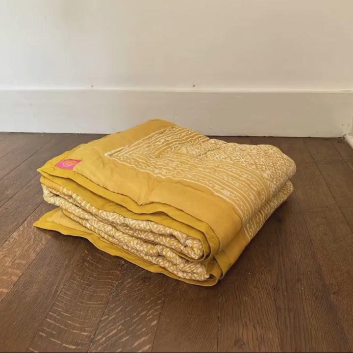 Sun Prayer Organic Blanket
